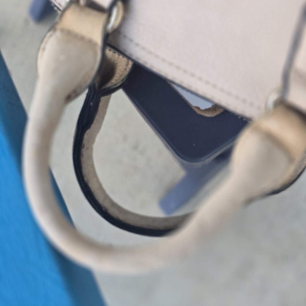Louis Vuitton Women Taupe Satchel Beige Small Flaw 8x10 - Picture 9 of 16